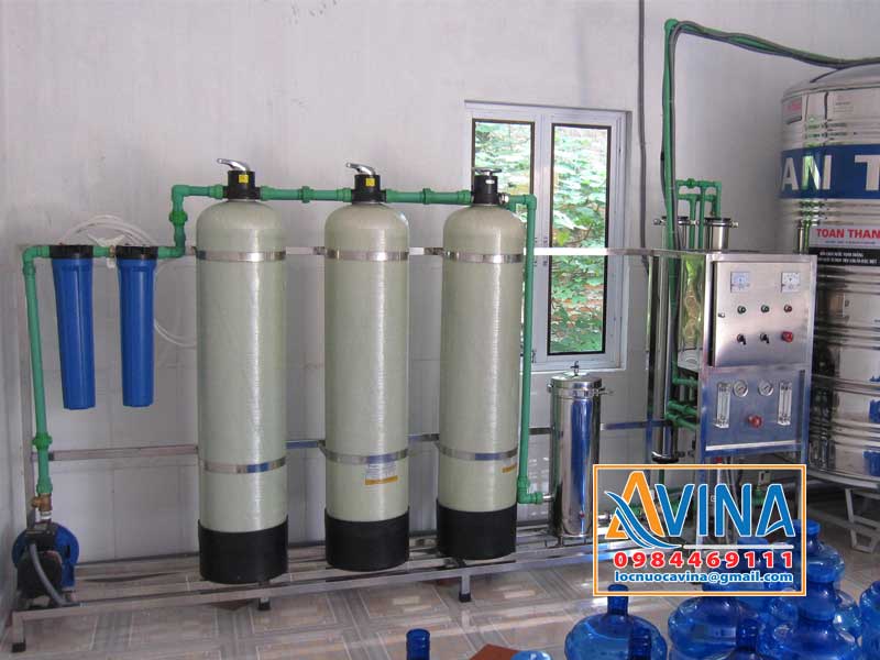 Sản xuất nước đóng bình bằng hệ thống lọc nước tinh khiết 500L/H