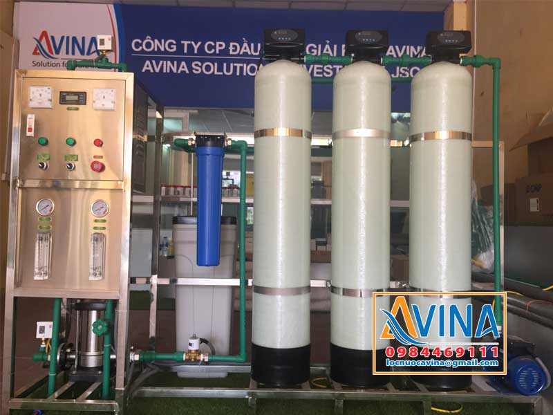 Hệ thống lọc nước tinh khiết 250L/H trưng bày tại công ty