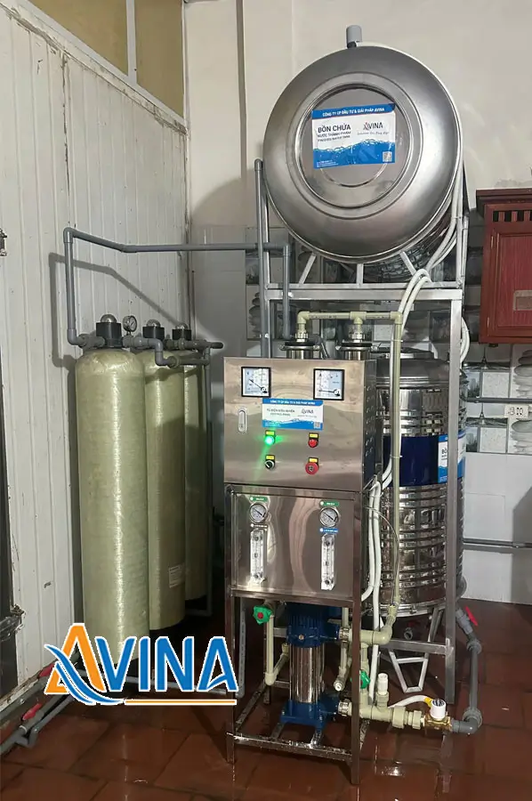 Đầu dàn lọc nước Ro 500L/h cho xưởng đá sạch Đầu dàn lọc nước Ro 500L/h cho xưởng đá sạch